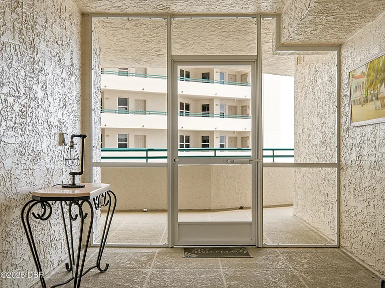 2055 S Atlantic Ave #703 — Photo 39