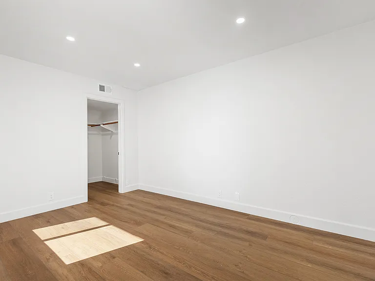 24512 Alta Vista Dr #B — Photo 7