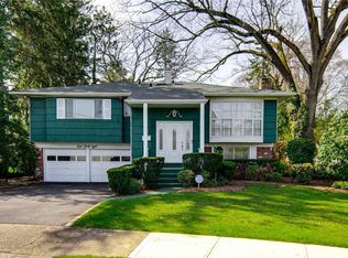 448 Joan Ct, West Hempstead, NY 11552