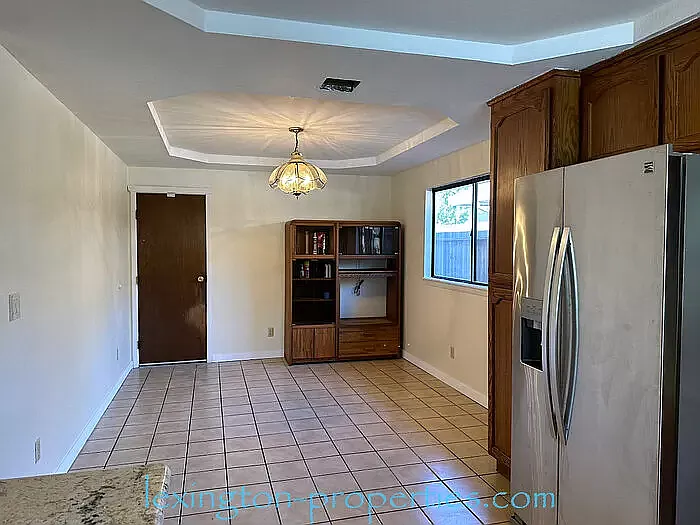 7024 Allenwood Ct — Photo 13