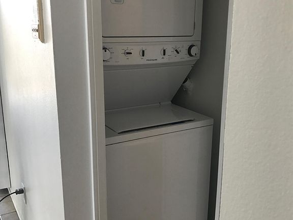 2nd image of 1133 Mira Mar Ave APT 303