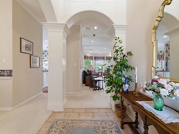 5th image of 608 Bridlewood N