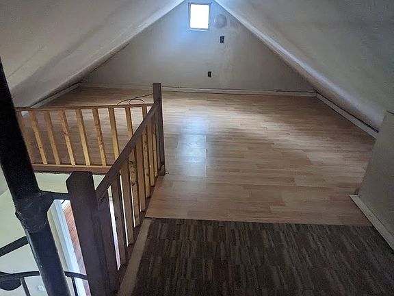 5th image of 5374 Pelham St
