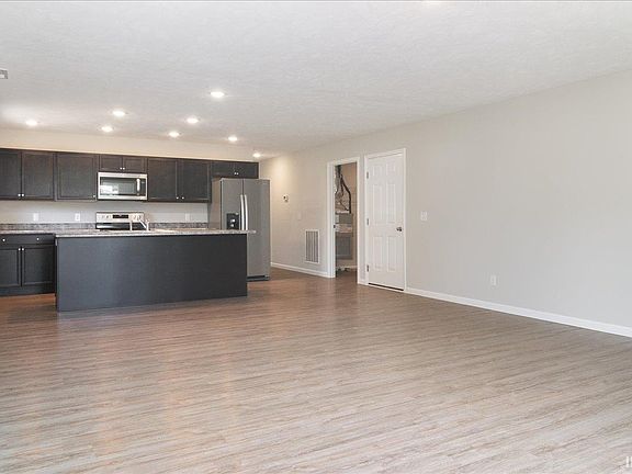 5th image of 614 N 12th St