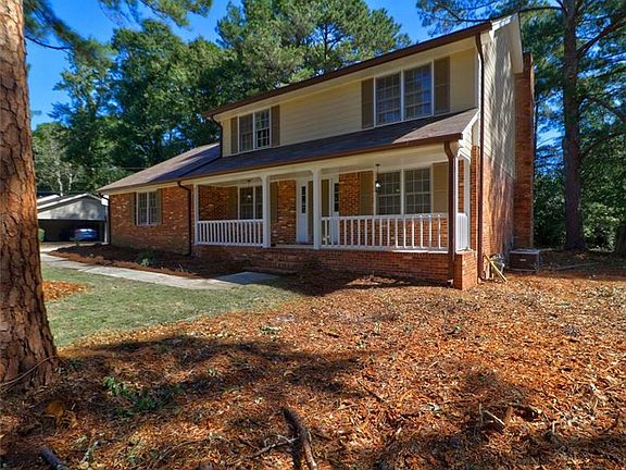 3rd image of 3680 Sugar Creek Ln SE