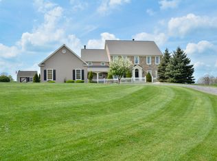 26 Runyon Mill Rd, Ringoes, NJ 08551