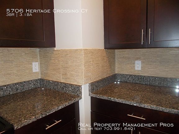 4th image of 5706 Heritage Crossing Ct