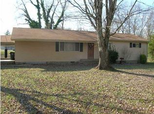 1706 E Boy Scout Rd, Hixson, TN 37343