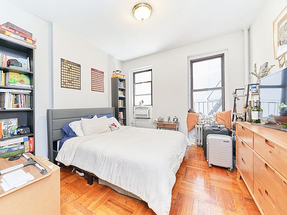 3rd image of 796 9th Ave APT 7