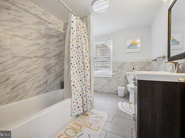 14 Maple St — Photo 15