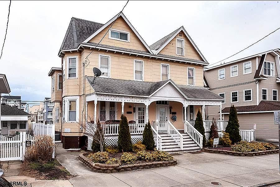 1st image of 733-35 Wesley Ave