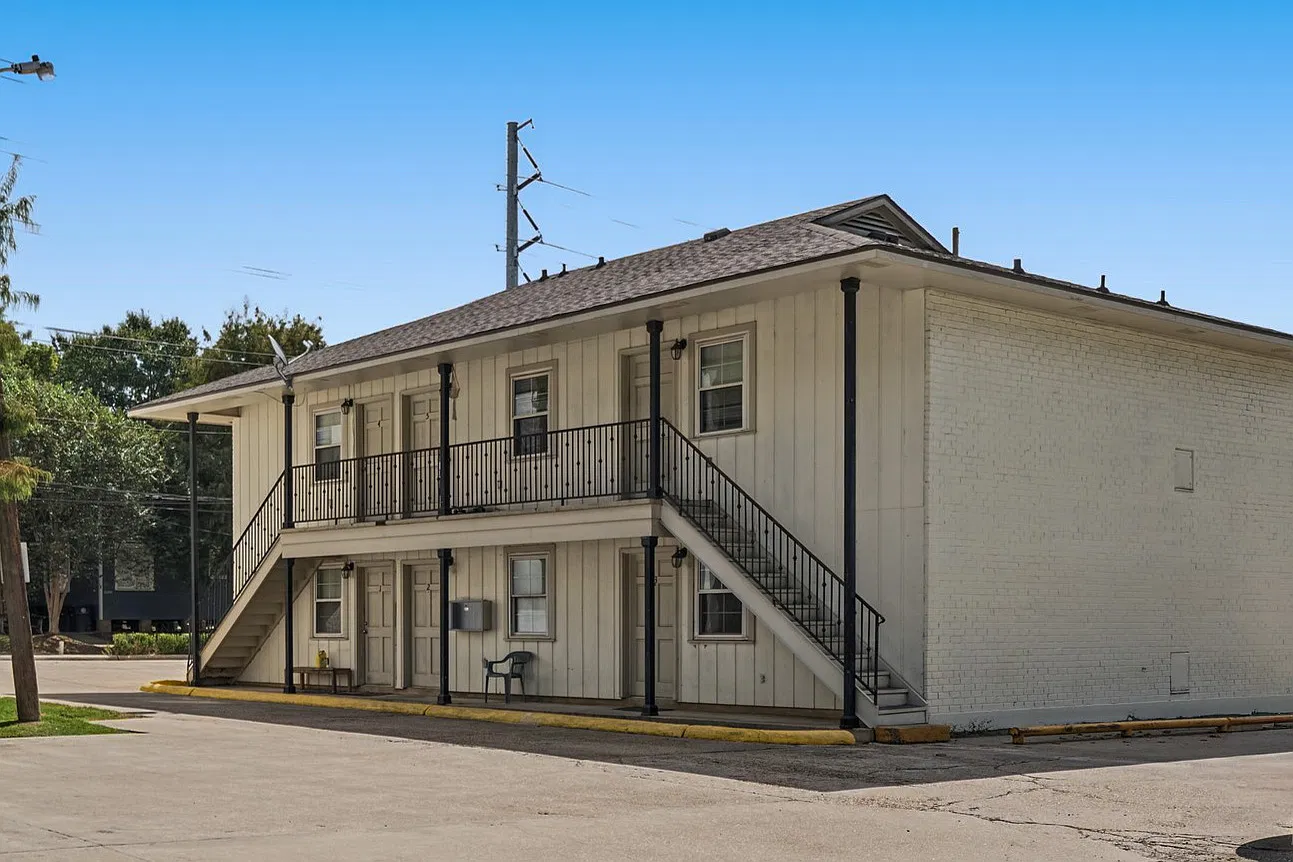 1 bed, 500 sqft, $1,095 — Photo 1