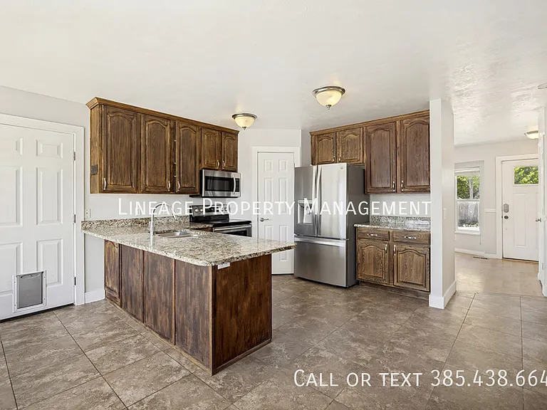 13863 Kessler Peak Dr #A — Photo 2
