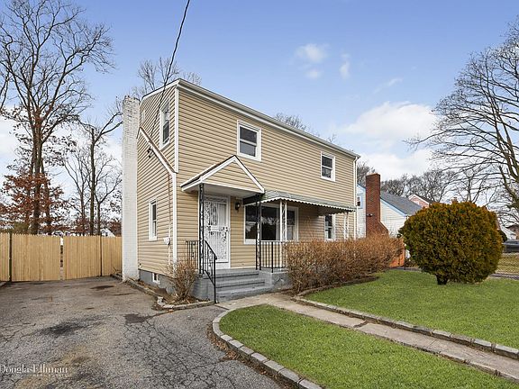2nd image of 13 Wagner Ave