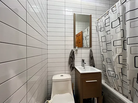 Rented by Massada Home Sales Inc | media 25