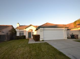8278 Oakbriar Cir, Elk Grove, CA 95758