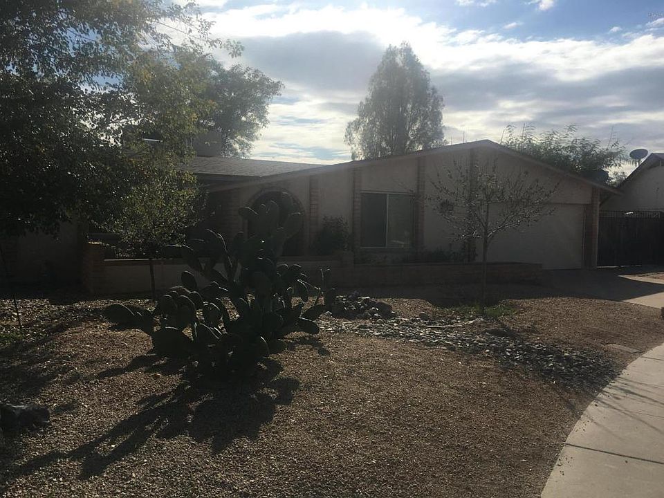 1st image of 11813 N 60th Ave