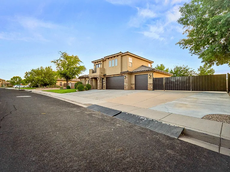 3782 S Brade Ln — Photo 4