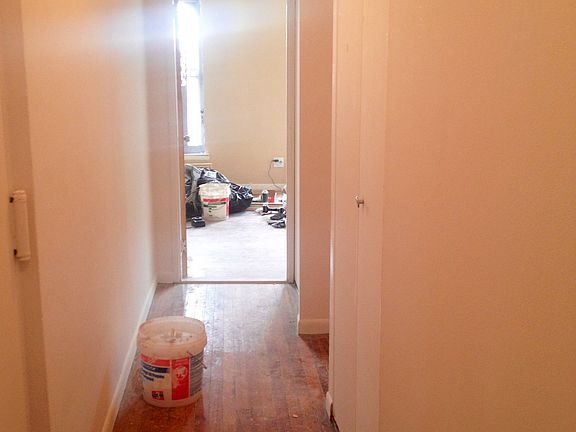 3rd image of 941 Fulton St APT 4H