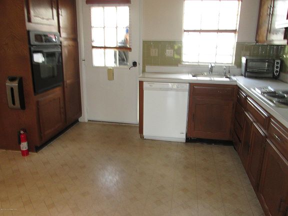 4th image of 941 Aberdeen Drive #B
