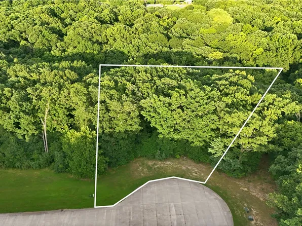 LOT 9 Reserves Ct, Charleston, IL 61920
