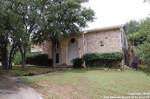 2nd image of 2716 Rolling Oaks
