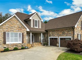 107 Breeds Hill Way, Greer, SC 29650