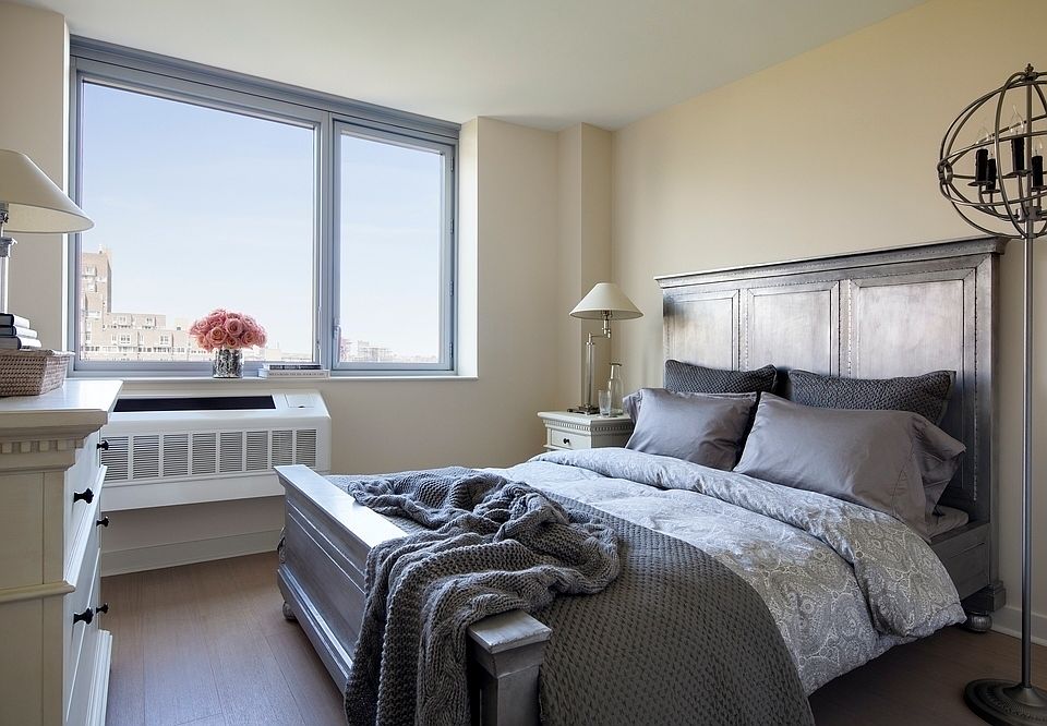 1st image of 480 Main St APT 14G