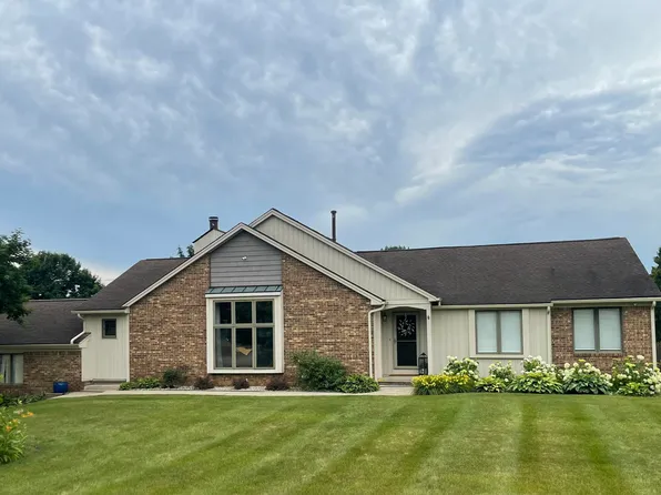 3189 Textile Rd, Saline, MI 48176
