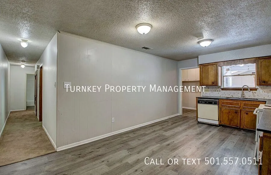 9012 Tanya Dr Unit B — Photo 4