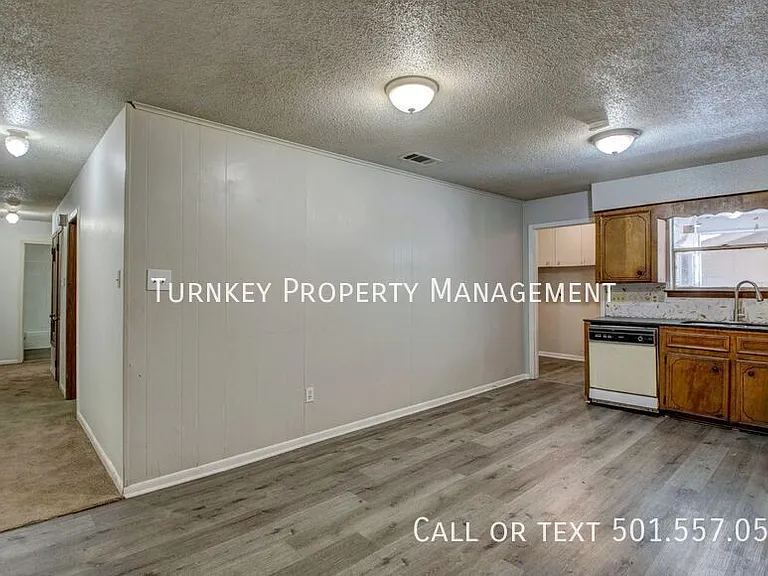 9012 Tanya Dr #B — Photo 4
