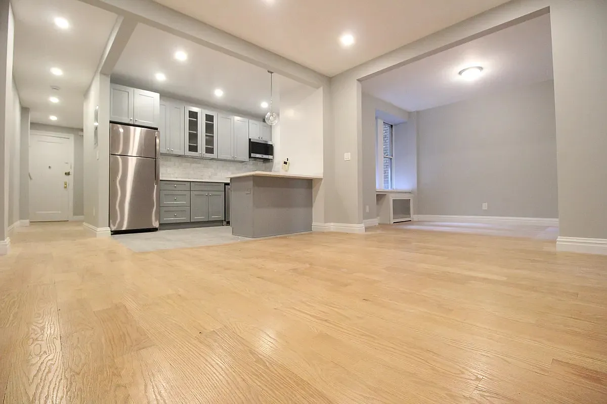 Building Photo - 508 W 112th St #2