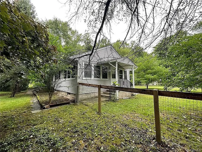 204 Stony Ford Rd — Photo 7