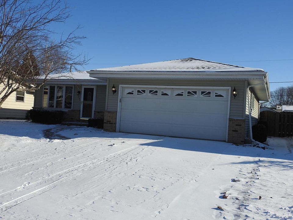 1st image of 1551 16th Ave