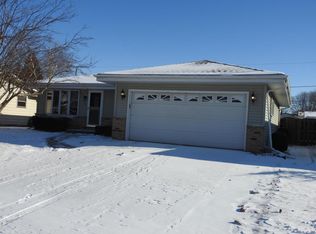 1551 16th Ave, Kenosha, WI 53140