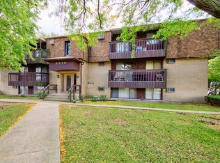 2224 Oneida St APT 211, Joliet, IL 60435