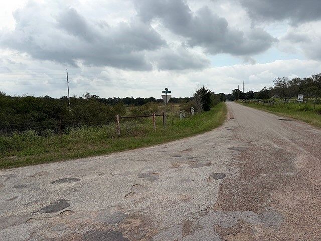 1st image of 2609 County Road 216