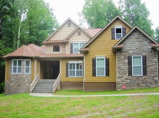 838 Lancelot Dr, Pleasant Garden, NC 27313