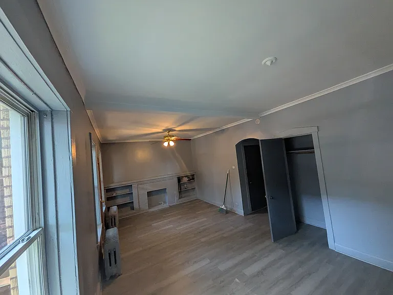 7227 N Damen Ave #1 — Photo 6