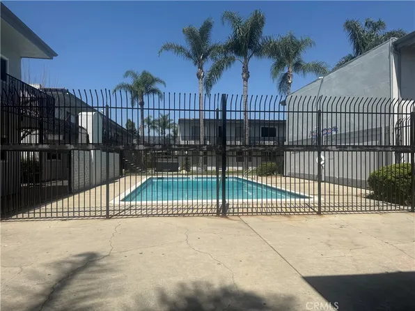 5500 Ackerfield Ave Unit 104, Long Beach, CA 90805