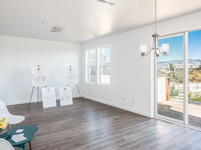 80 Blackbird Cir — Photo 6