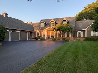 29060 Belmont Farm Rd, Perrysburg, OH 43551