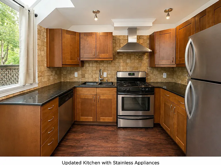 836 Saint Charles Ave NE #A — Photo 5