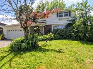 3 Lark Path, Liverpool, NY 13090