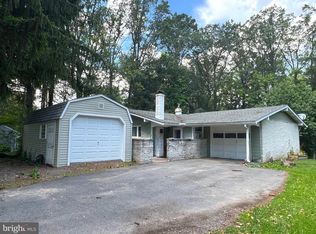 2005 Highland Dr, State College, PA