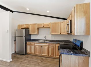 957 Beta Dr, Neenah, WI 54956