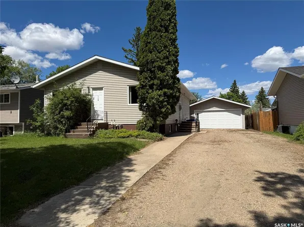 110 Hatton AVENUE E, Melfort, SK S0E 1A0
