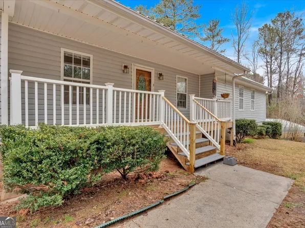 303 Fireside Trl, Douglasville, GA 30134