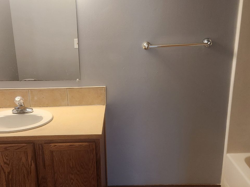 1st image of 2818 W Murdock Ave #2820