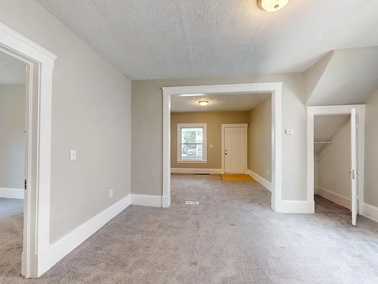 2053 W 99th St — Photo 17
